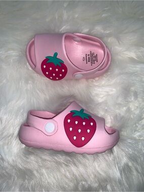 KoalaBaby Kids Strawberry Clog Sandals - Comfortable Slip-On - Size 5